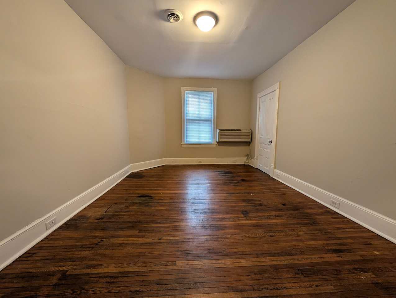 1129 Rivermont Avenue #4 - Photo 3 of 7