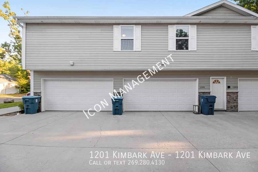 1201 Kimbark Avenue - Photo 3 of 21