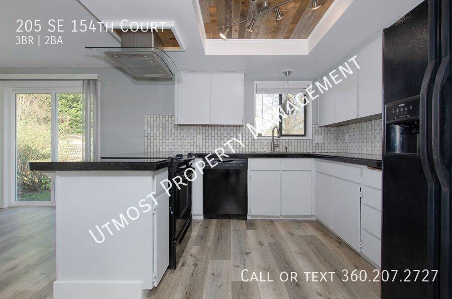 205 Southeast 154th Court - Photo 2 of 12