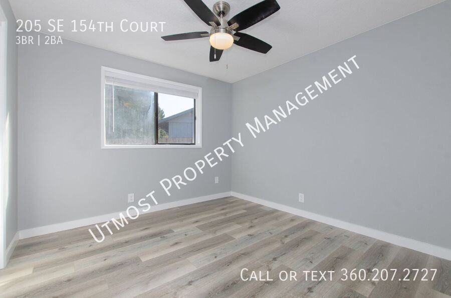 205 Southeast 154th Court - Photo 6 of 12