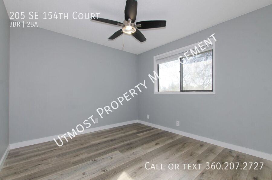 205 Southeast 154th Court - Photo 7 of 12