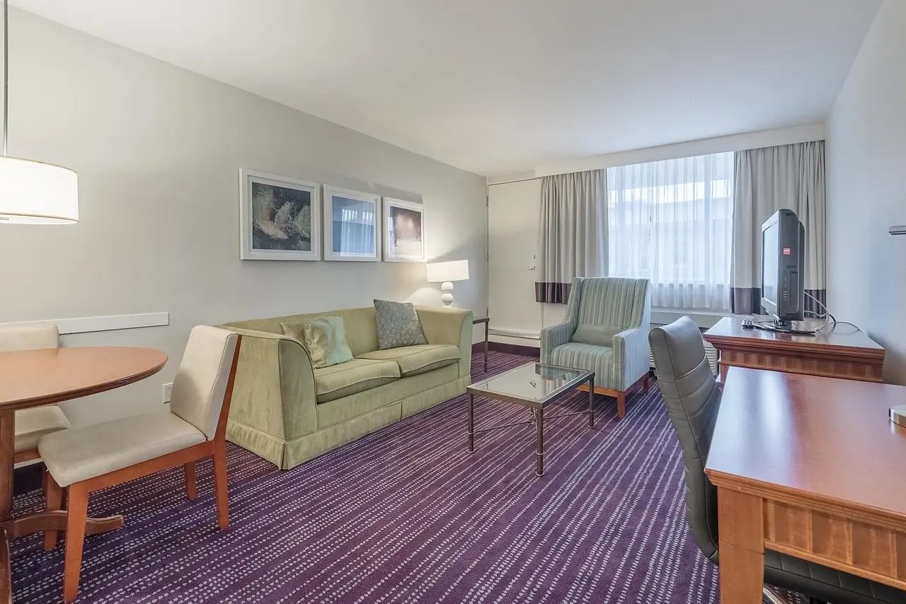 2170 Avenue Lincoln - Photo 6 of 13