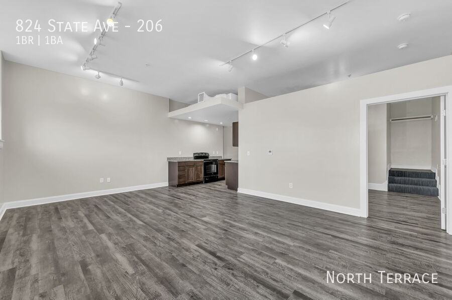 824 State Avenue #206 - Photo 5 of 27