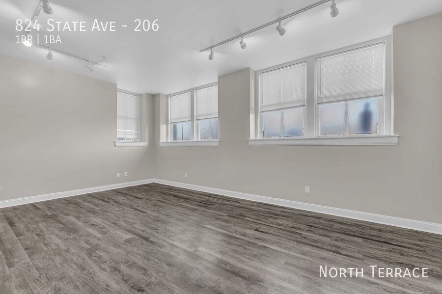 824 State Avenue #206 - Photo 6 of 27