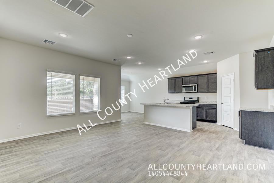 3425 Molly Drive - Photo 6 of 28