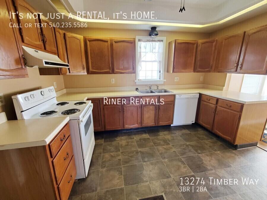 13274 Timber Way - Photo 4 of 15