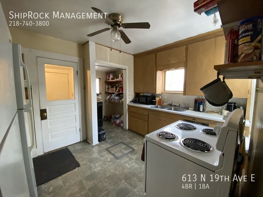 613 North 19th Avenue East - Photo 4 of 15