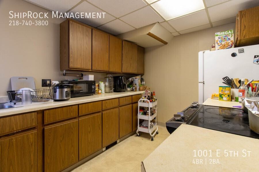 1001 East 5th Street - Photo 2 of 14