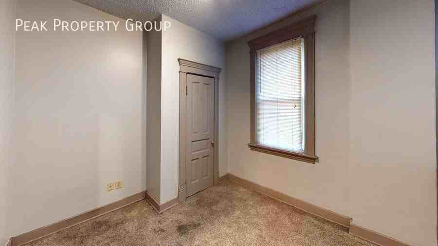 329 W Mcmillan St #3 - Photo 4 of 5