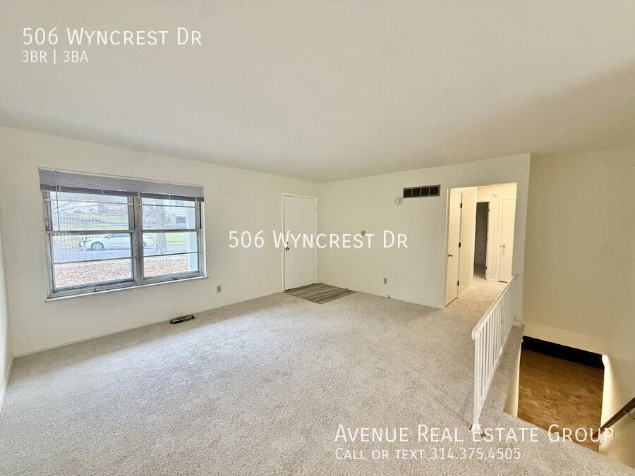 506 Wyncrest Dr - Photo 2 of 15