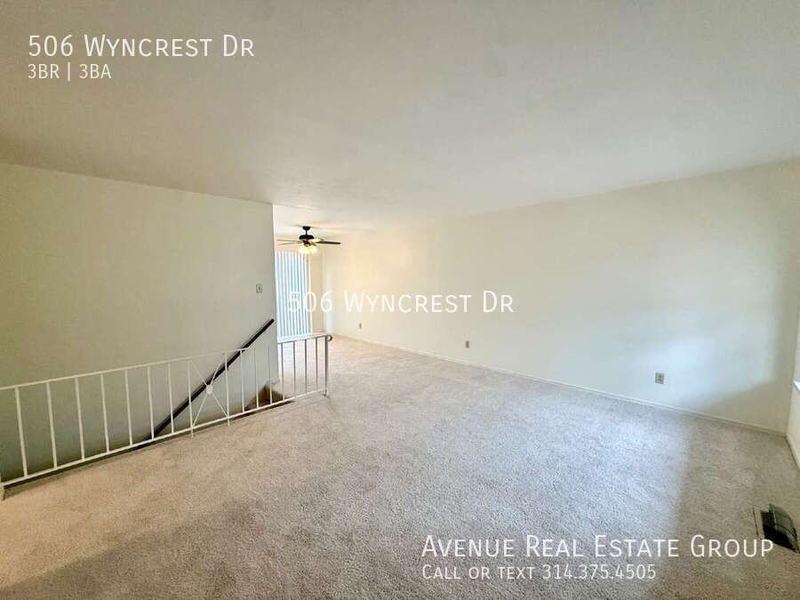 506 Wyncrest Dr - Photo 3 of 15