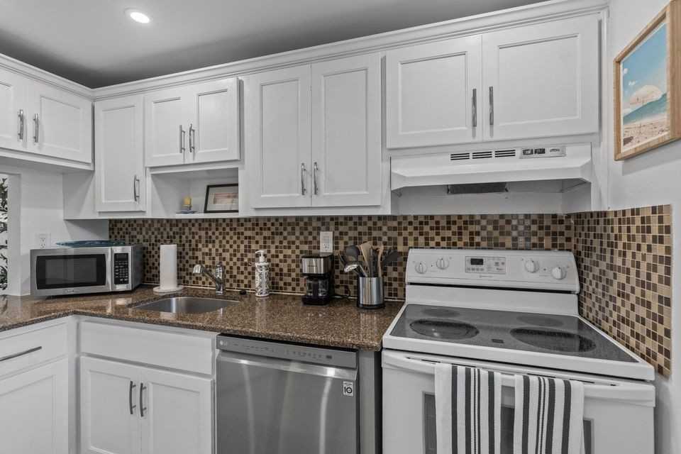 750 Northeast Spanish River Boulevard #2040 - Photo 4 of 8