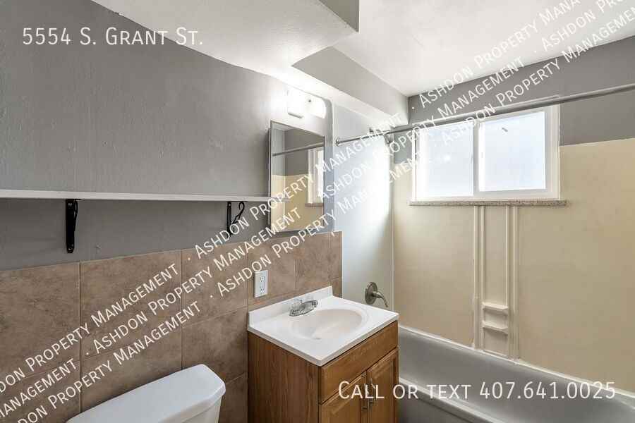 5554 S Grant St - Photo 6 of 6