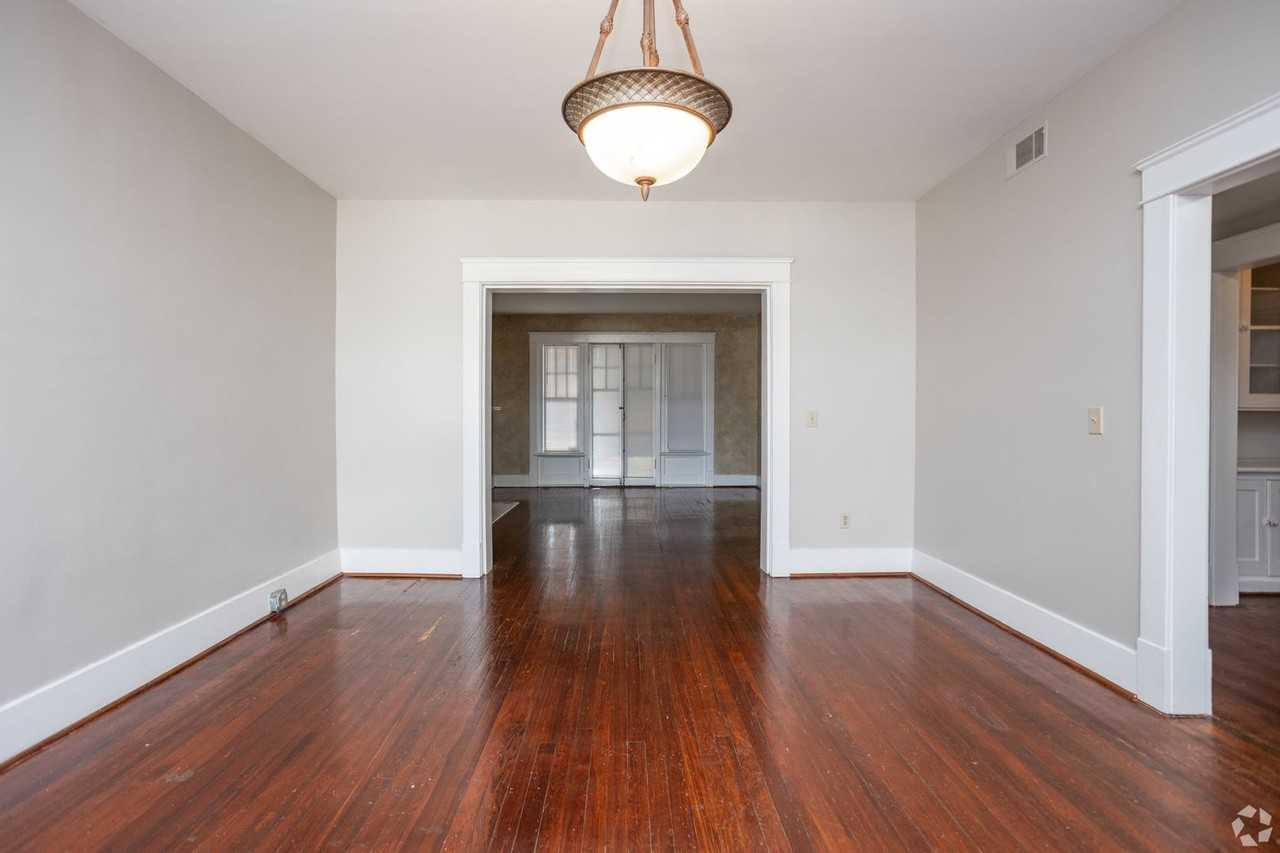 855 Mulberry Street #303