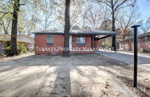 featured image of 5821 Freeland Dr