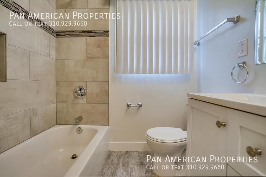 447 1/2 W 4th St #A - Photo 7 of 34