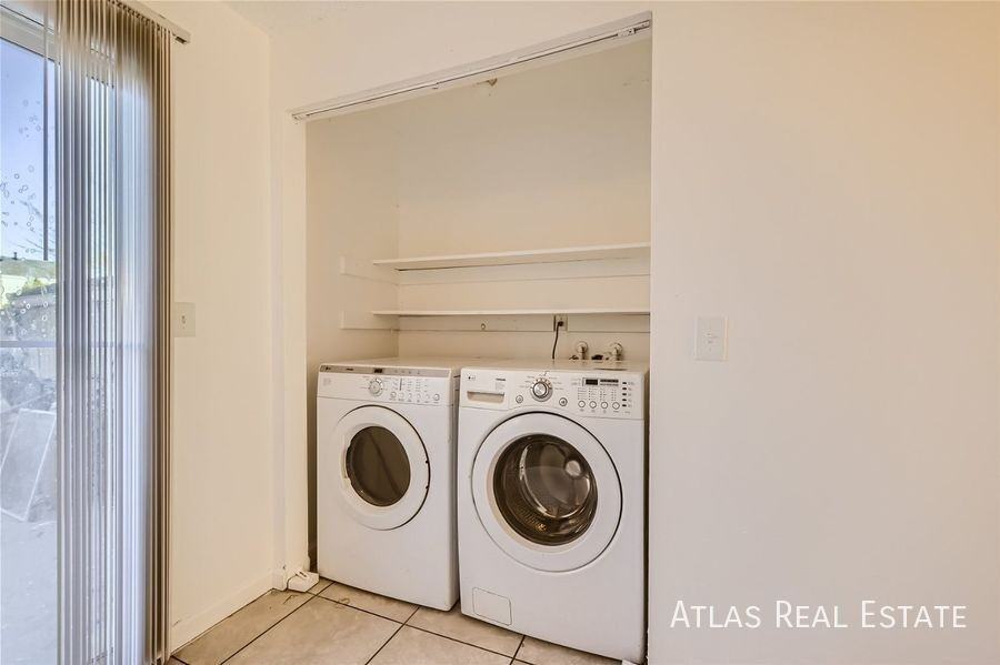 904 Excalibur St #C - Photo 7 of 12