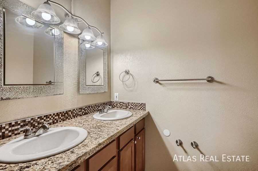 1416 11th Ave #A - Photo 6 of 22