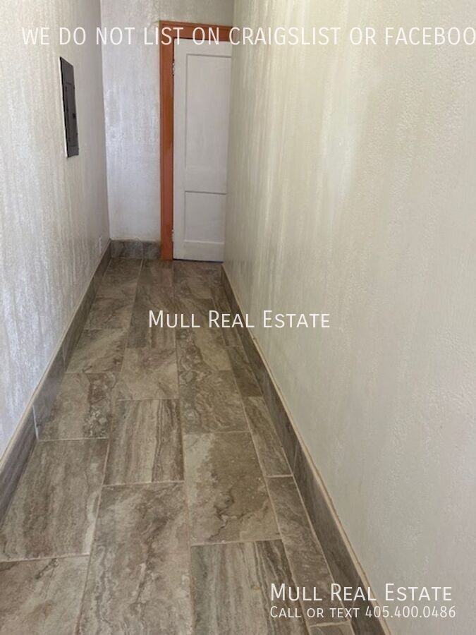 1817 Northwest 28th Street - Photo 6 of 12