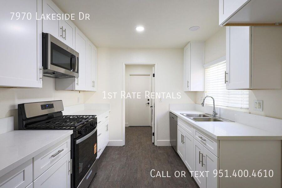 7970 Lakeside Drive - Photo 6 of 13