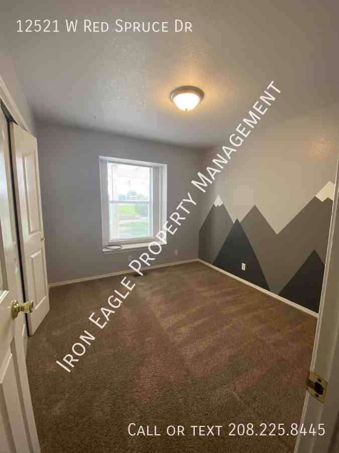 12521 West Red Spruce Drive - Photo 6 of 9