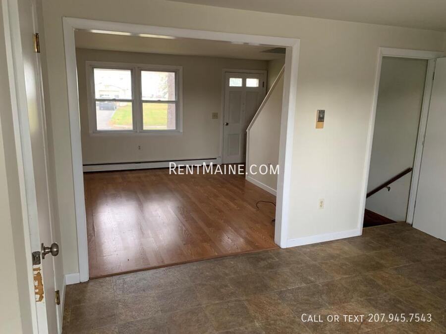 17 Yale Street - Photo 3 of 10