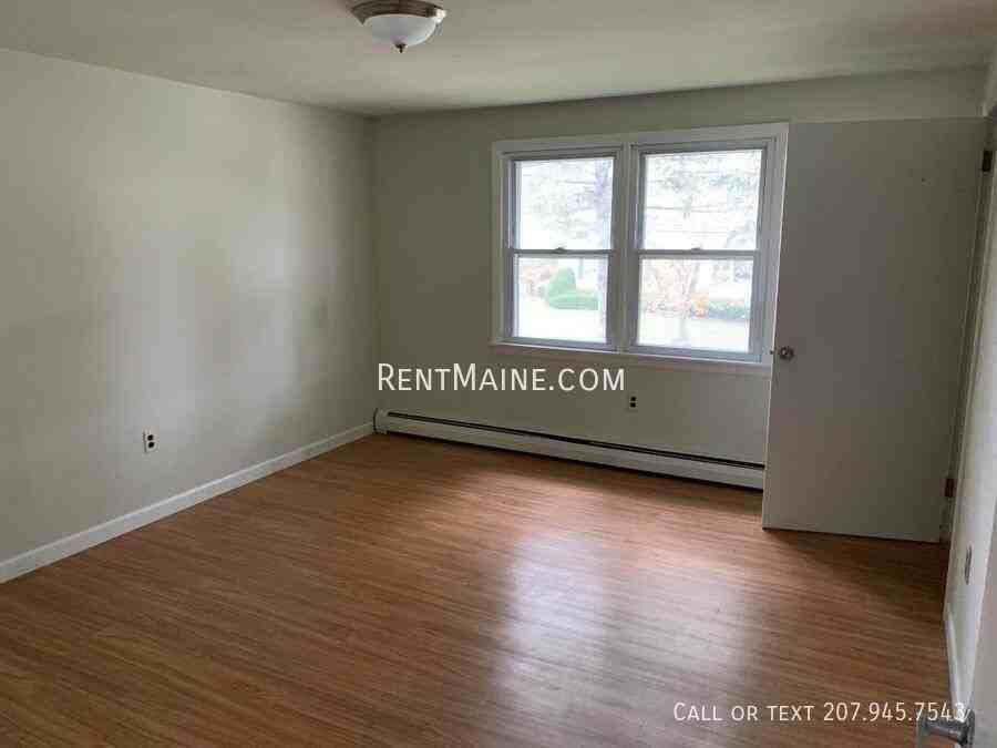 17 Yale Street - Photo 4 of 10