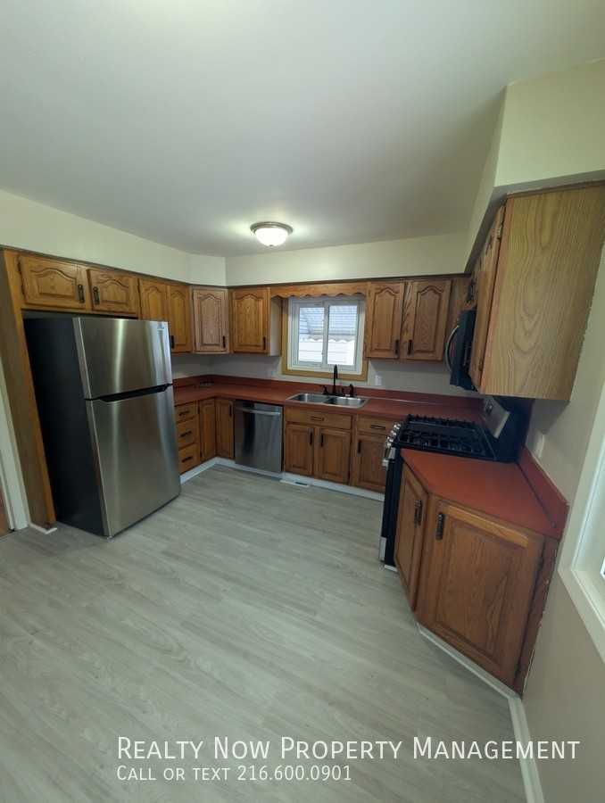 12517 Park Knoll Dr - Photo 4 of 13