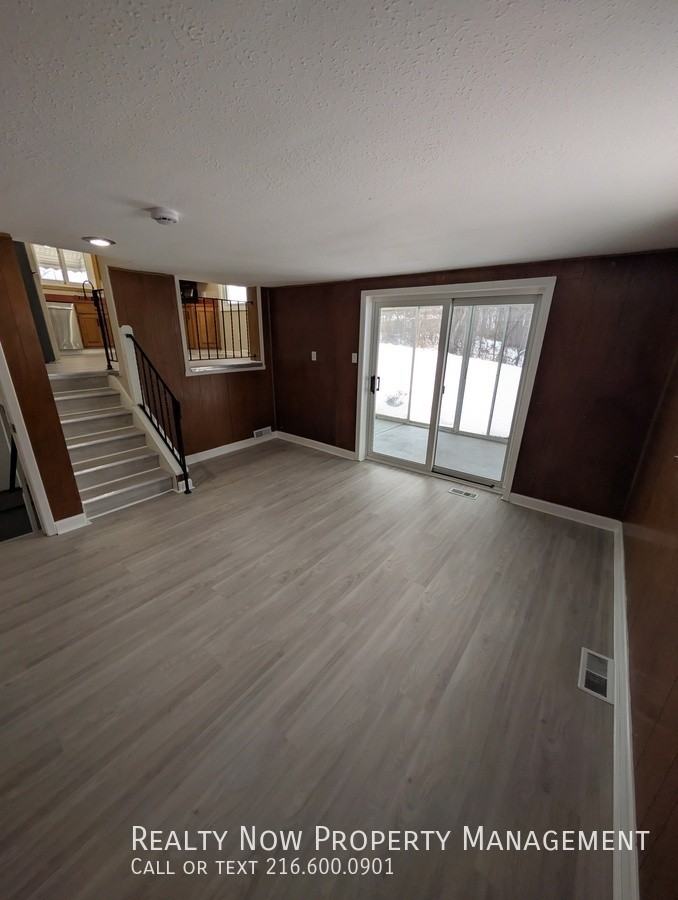 12517 Park Knoll Dr - Photo 5 of 13