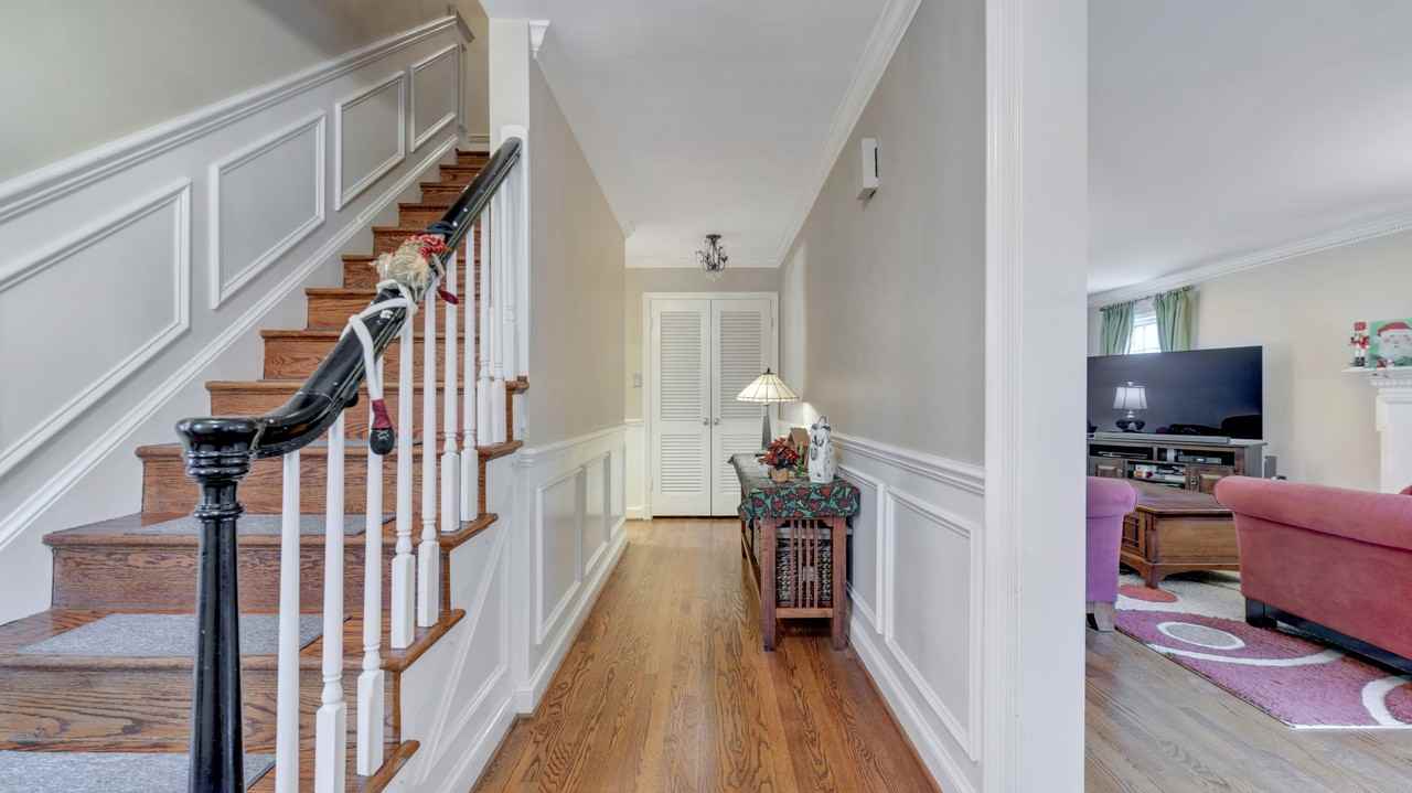 4051 North Stuart Street - Photo 3 of 30