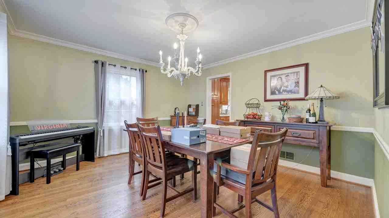 4051 North Stuart Street - Photo 4 of 30