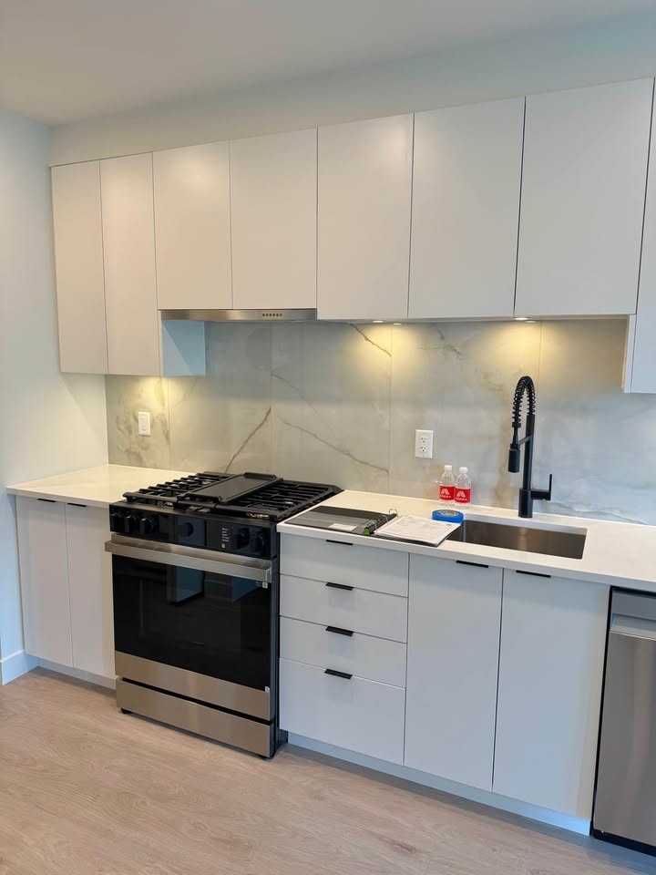 13238 105 Ave #604 - Photo 3 of 27