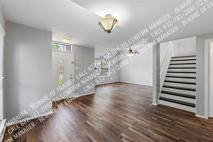 473 Leisure Lane - Photo 5 of 50