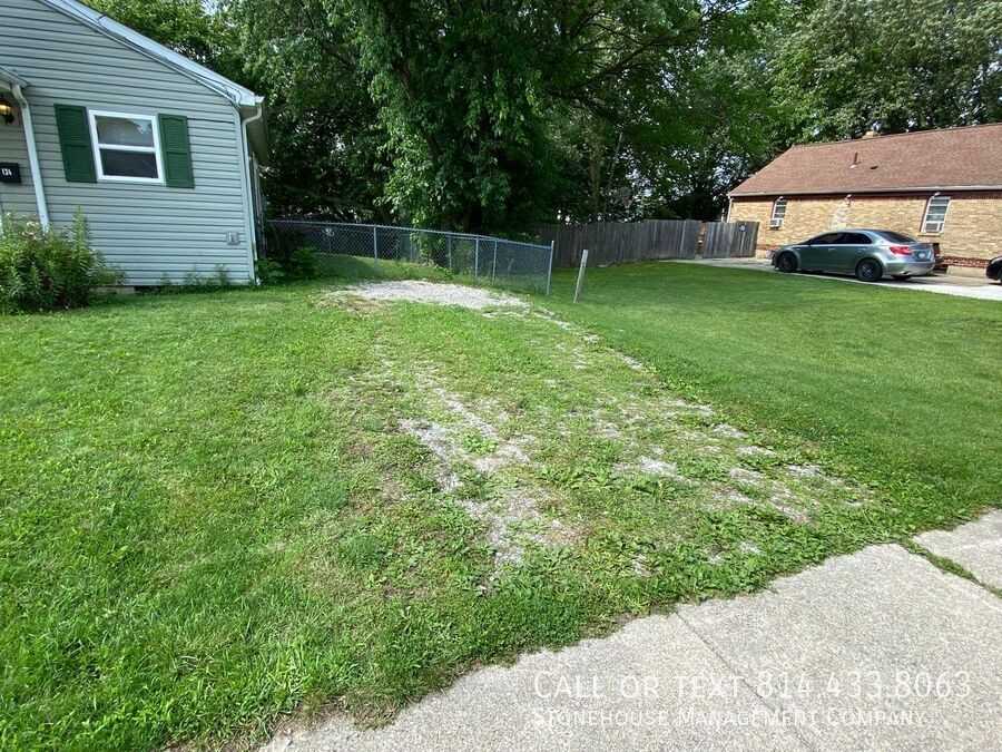 134 E 24th St - Photo 2 of 11