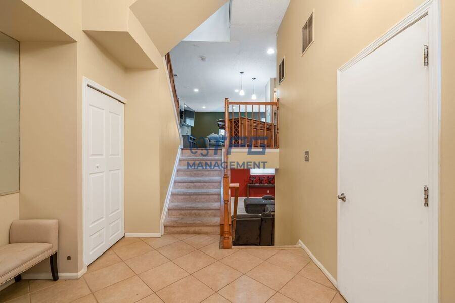 26 Catherine Court - Photo 2 of 21