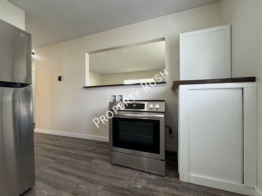 2100 Bennett Avenue #2100 - Photo 5 of 14