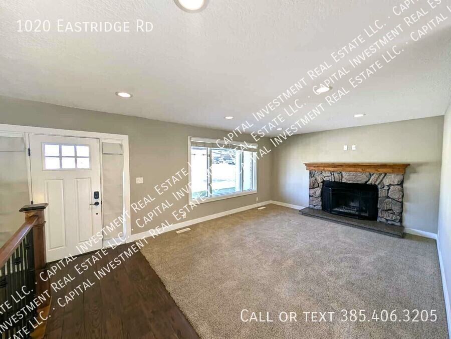 1020 East Eastridge Road - Photo 6 of 32