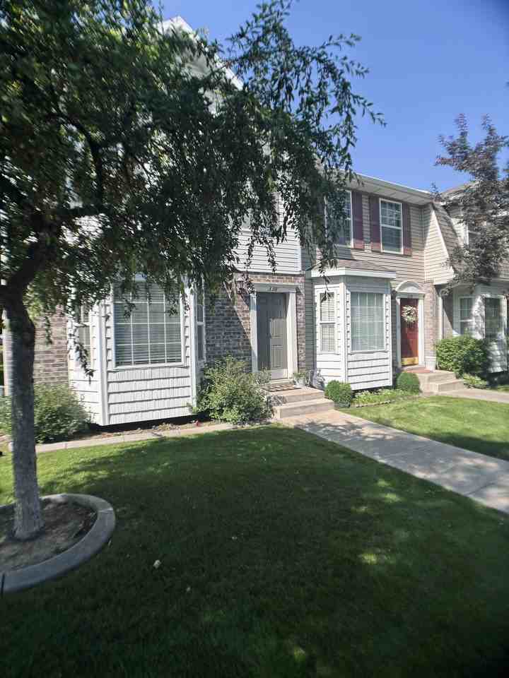 338 Spring Creek Pkwy #1 - Photo 3 of 30