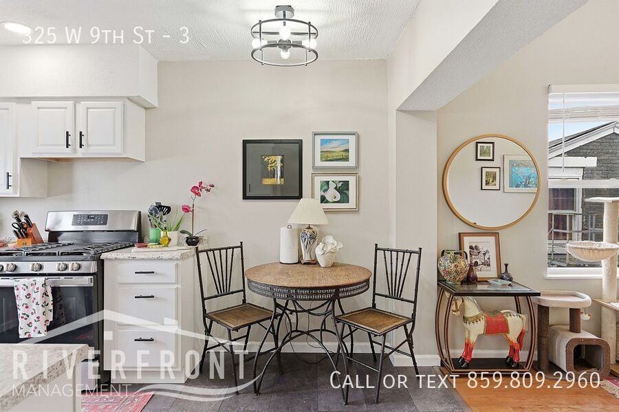 325 West Ninth Street #3 - Photo 6 of 26