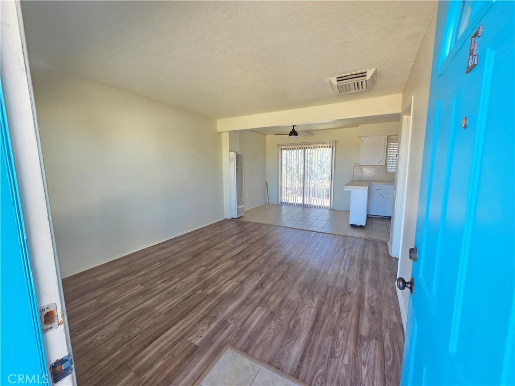 73636 Cactus Drive #73636E - Photo 5 of 8