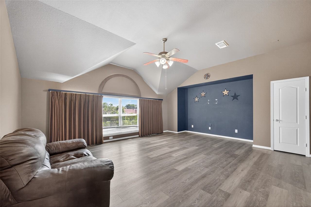 11315 Riverstone Lake Lane #11315 - Photo 4 of 35