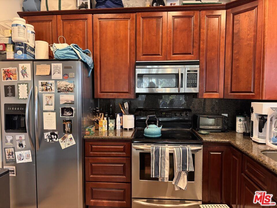 2639 6th Street #2639 - Photo 2 of 22