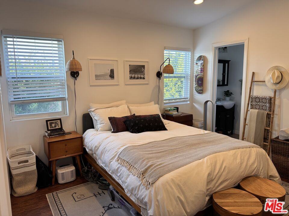 2639 6th Street #2639 - Photo 3 of 22