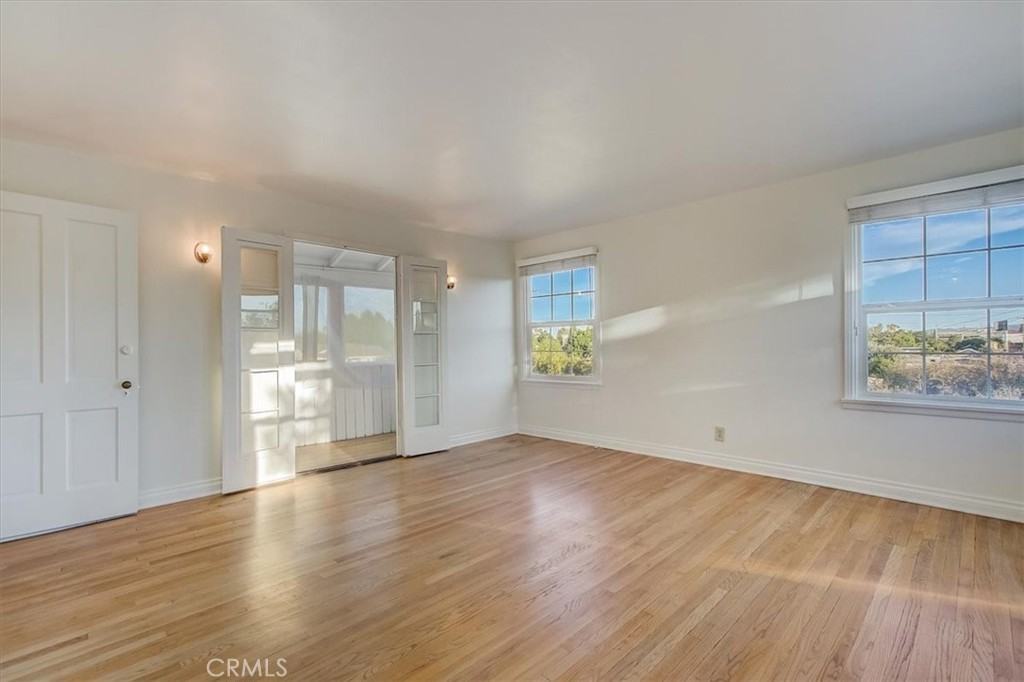 10847 Balboa Boulevard #10847 - Photo 6 of 41