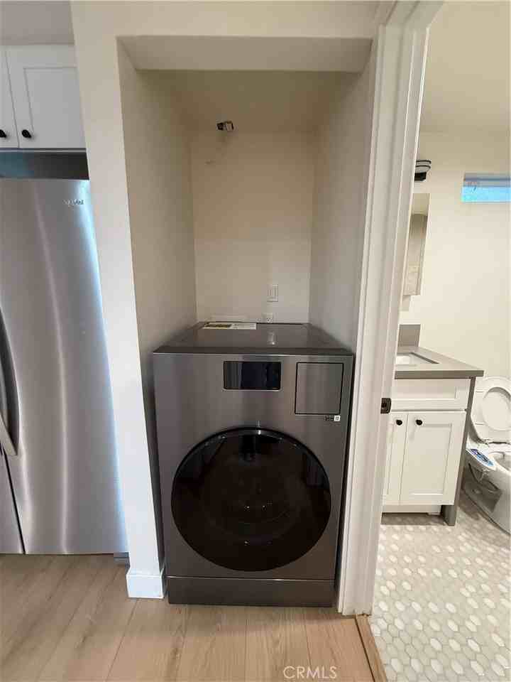 6538 Kelvin Avenue #6538 - Photo 3 of 20