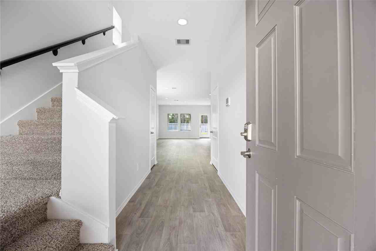 24059 Kentwood Springs Dr #24059 - Photo 7 of 29