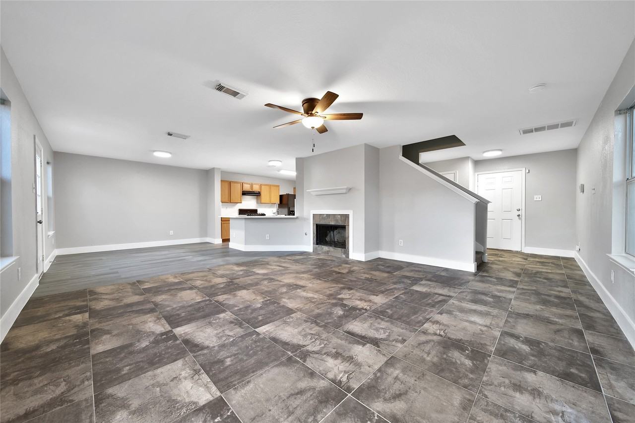 18202 Coreland Lane #18202 - Photo 7 of 32