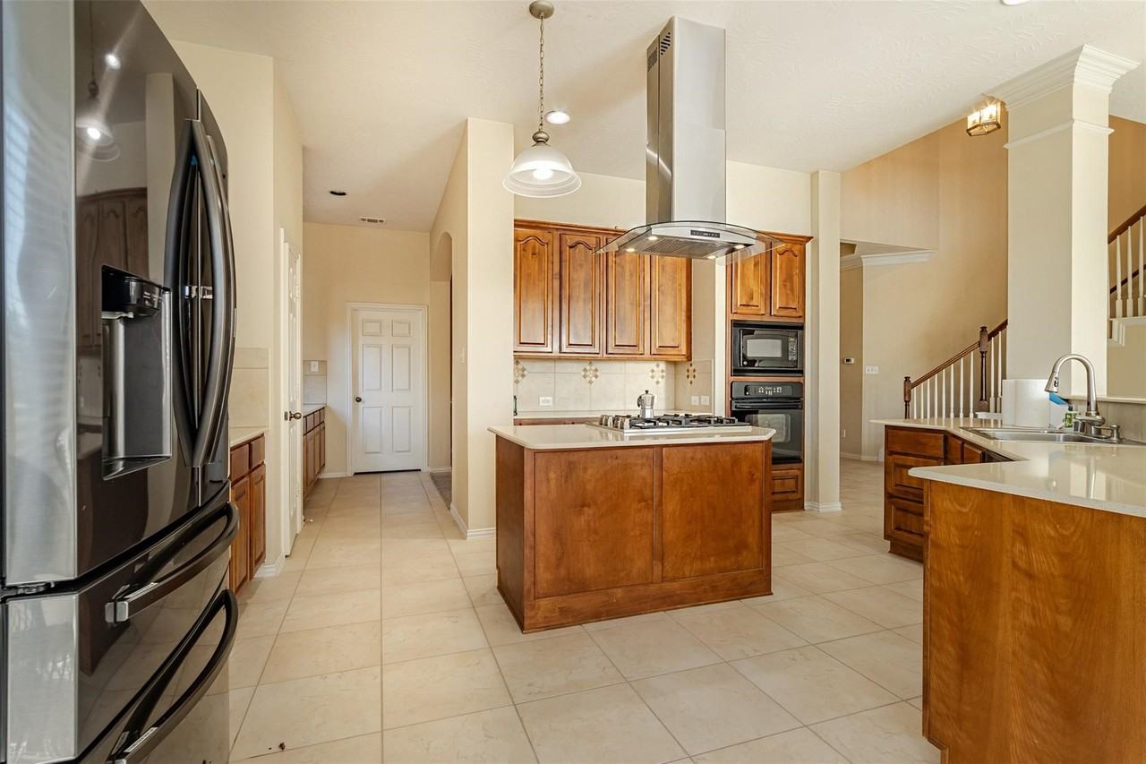 18007 Dunoon Bay Point Court #18007 - Photo 6 of 49