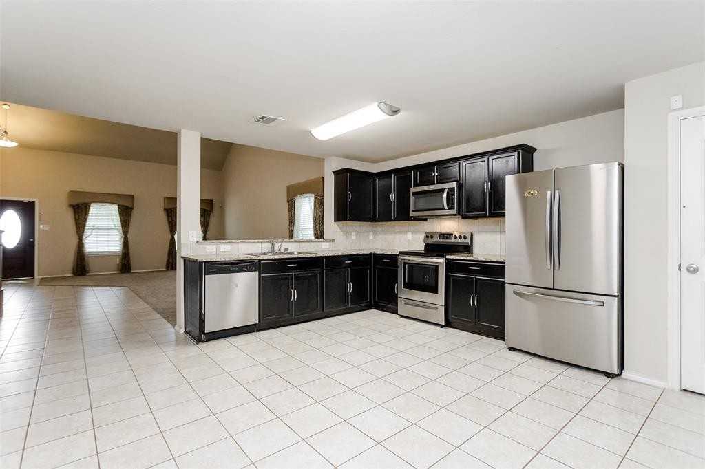 1035 Sadie Street #1035 - Photo 4 of 27