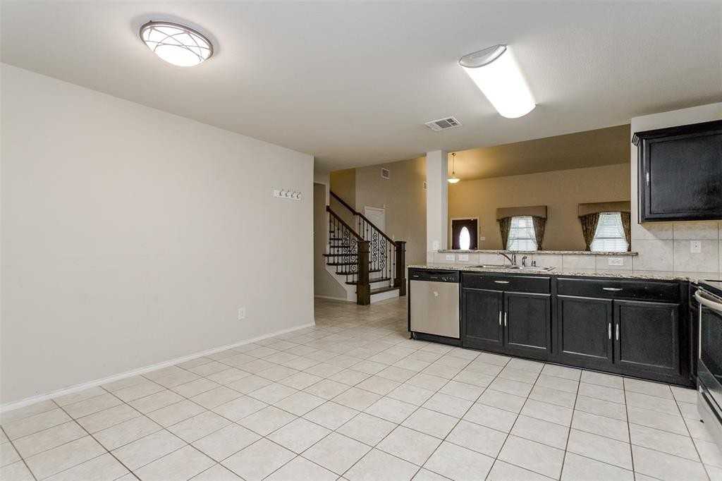 1035 Sadie Street #1035 - Photo 5 of 27